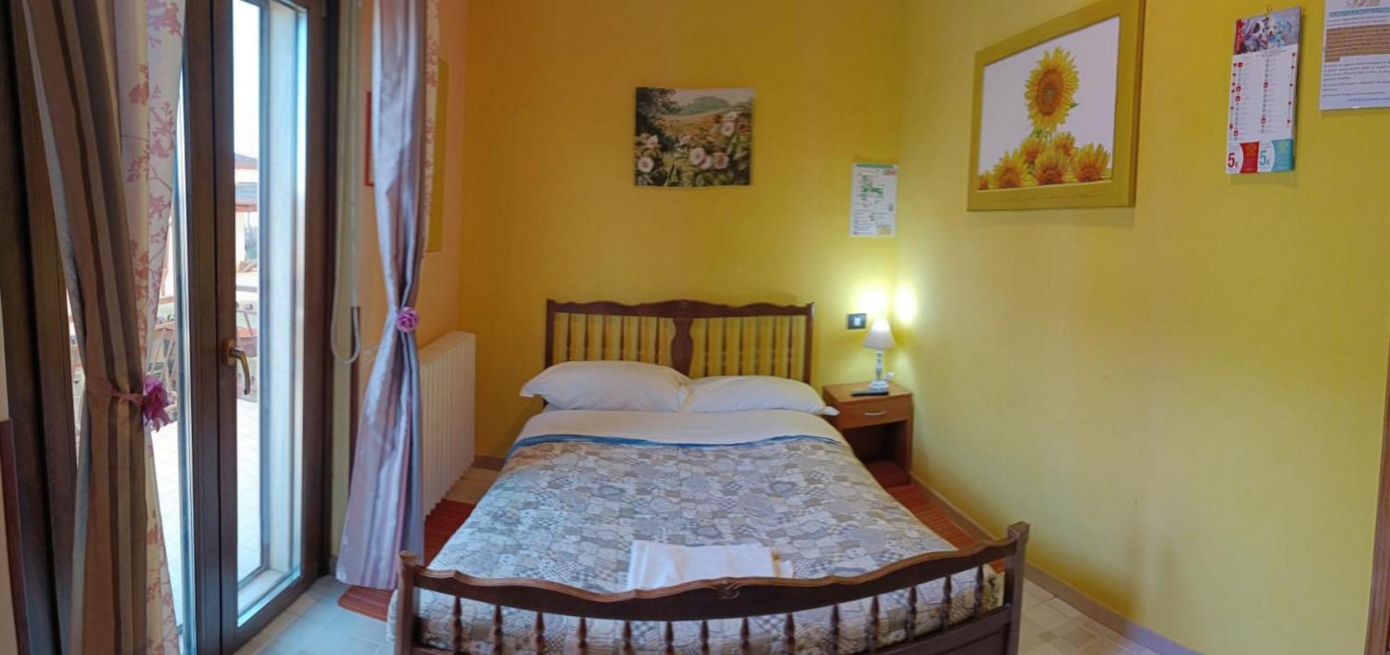 Poggio Picenze Complesso Turistico Aurora - Camere B&B מראה חיצוני תמונה