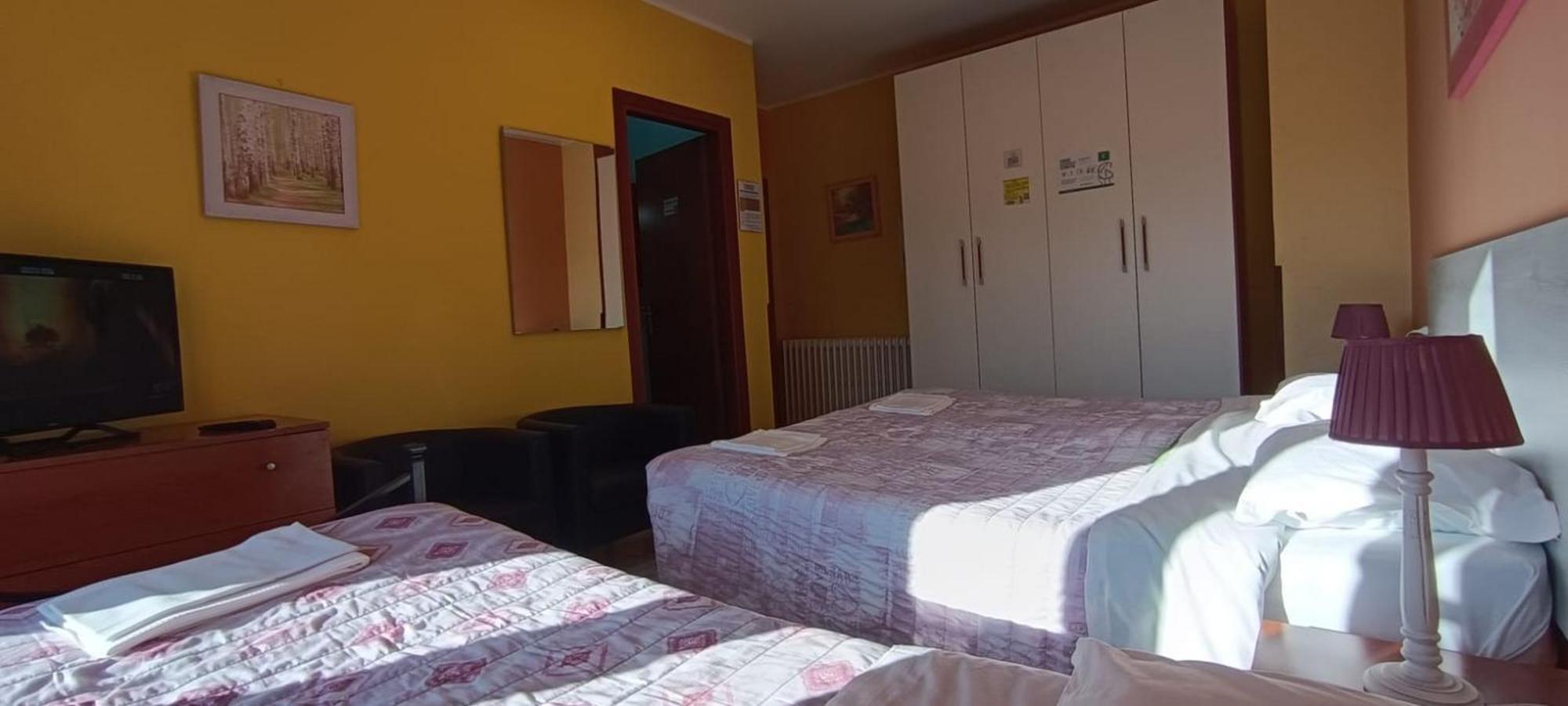 Poggio Picenze Complesso Turistico Aurora - Camere B&B מראה חיצוני תמונה
