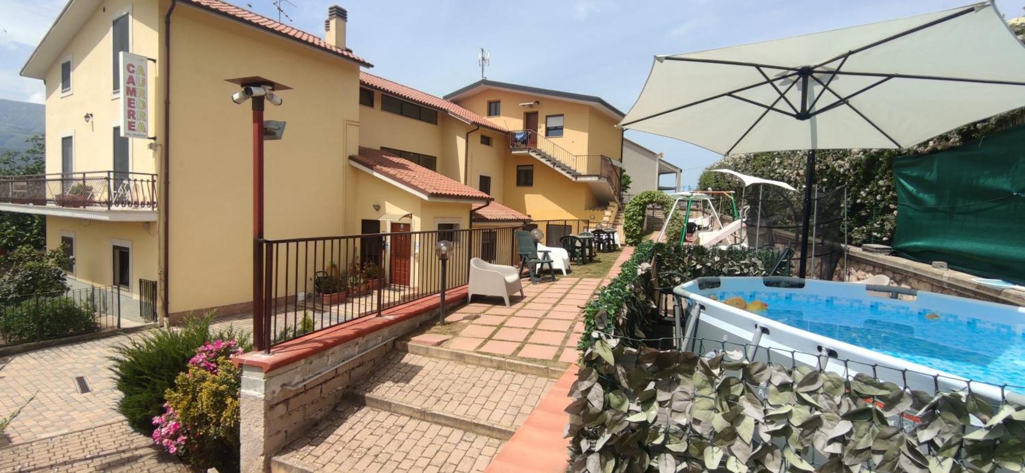 Poggio Picenze Complesso Turistico Aurora - Camere B&B מראה חיצוני תמונה