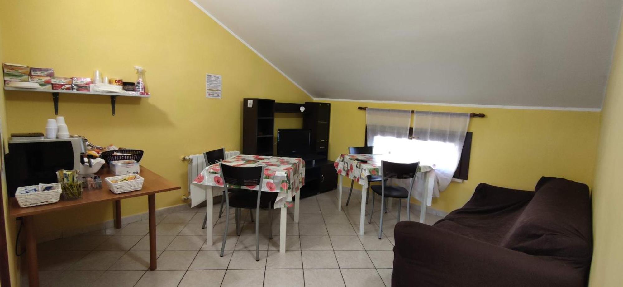Poggio Picenze Complesso Turistico Aurora - Camere B&B מראה חיצוני תמונה