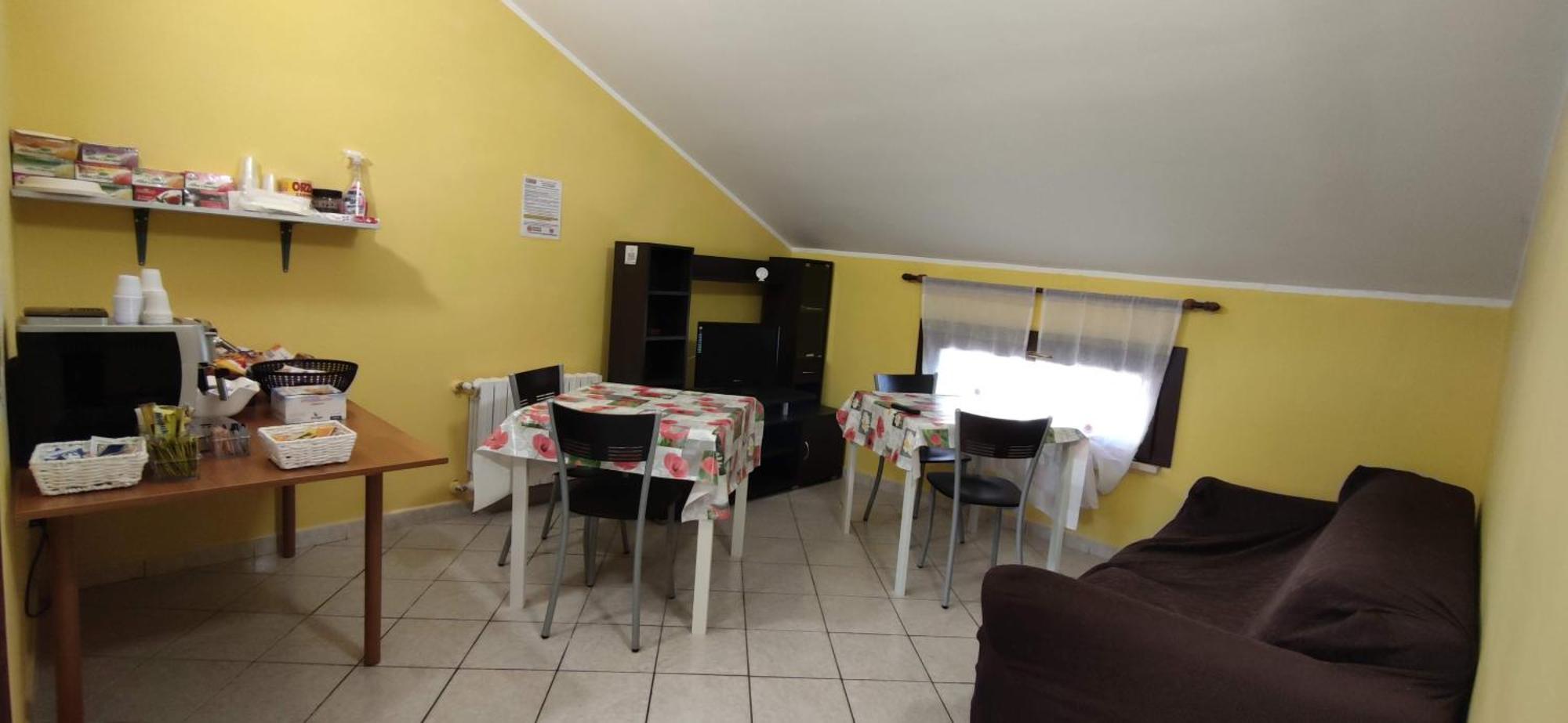 Poggio Picenze Complesso Turistico Aurora - Camere B&B מראה חיצוני תמונה